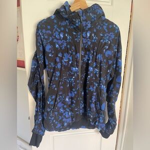 Lululemon Lightweight windbreaker jacket